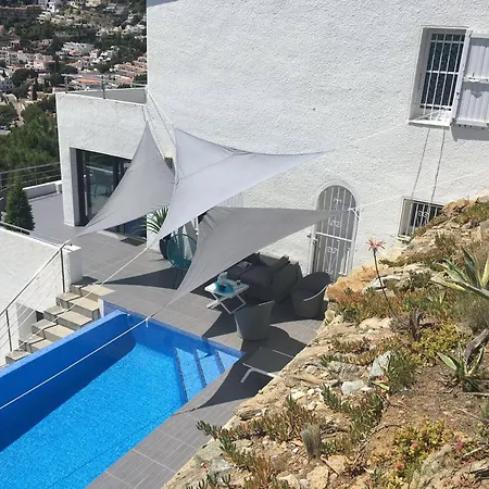 Eden Roc Av-22 Holiday home